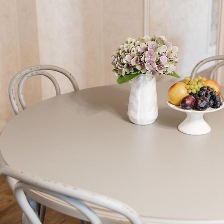 Lux Apartment On Duhnovicha Street .Free Parking. Uzjhorod Eksteriør bilde